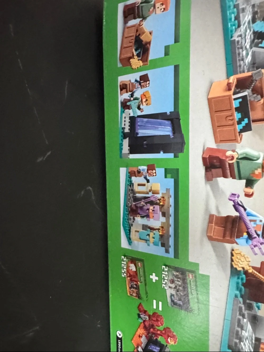 The Armory Adventure Set - Minecraft Model 21252